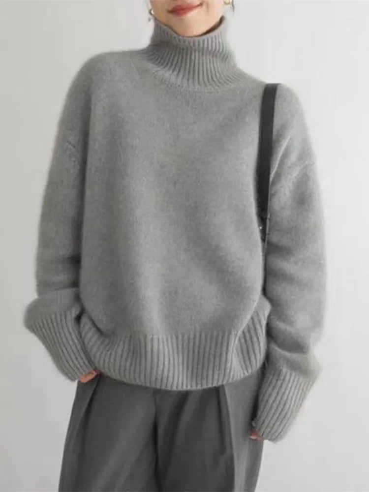 Risa | Chic Warm Turtleneck